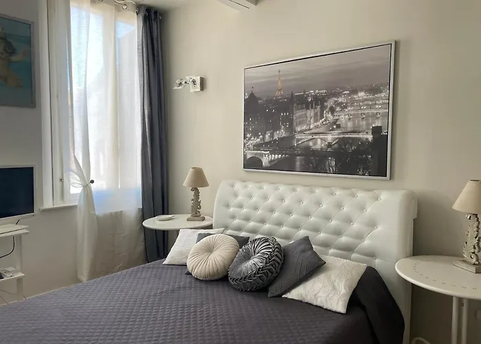 Affittacamere La Di Giulia Ferrara