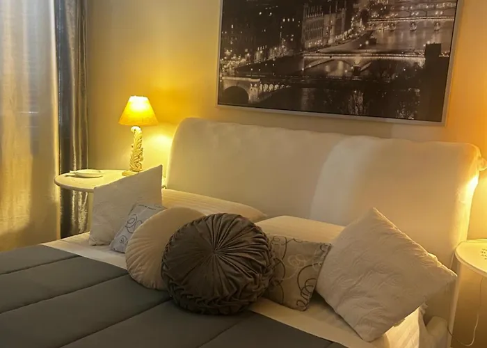 Affittacamere La Di Giulia Ferrara